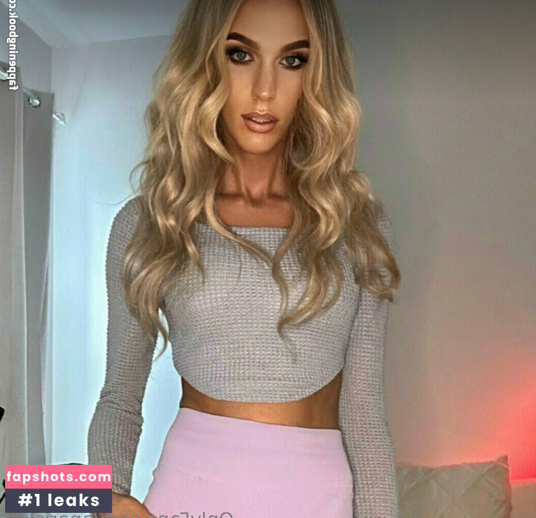 aparisi.ts Nude Leaks OnlyFans Photos #12 - LeakJerk