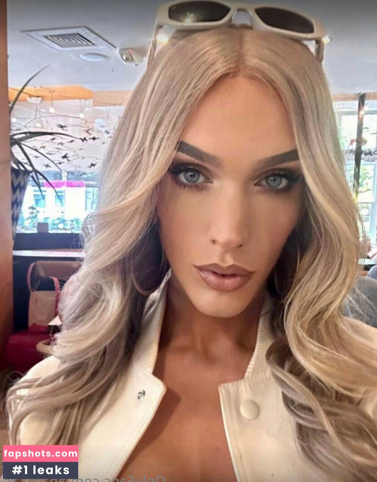 aparisi.ts Nude Leaks OnlyFans Photos #3 - LeakJerk