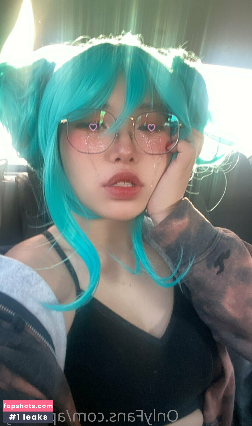 apeachy gallery photo #4