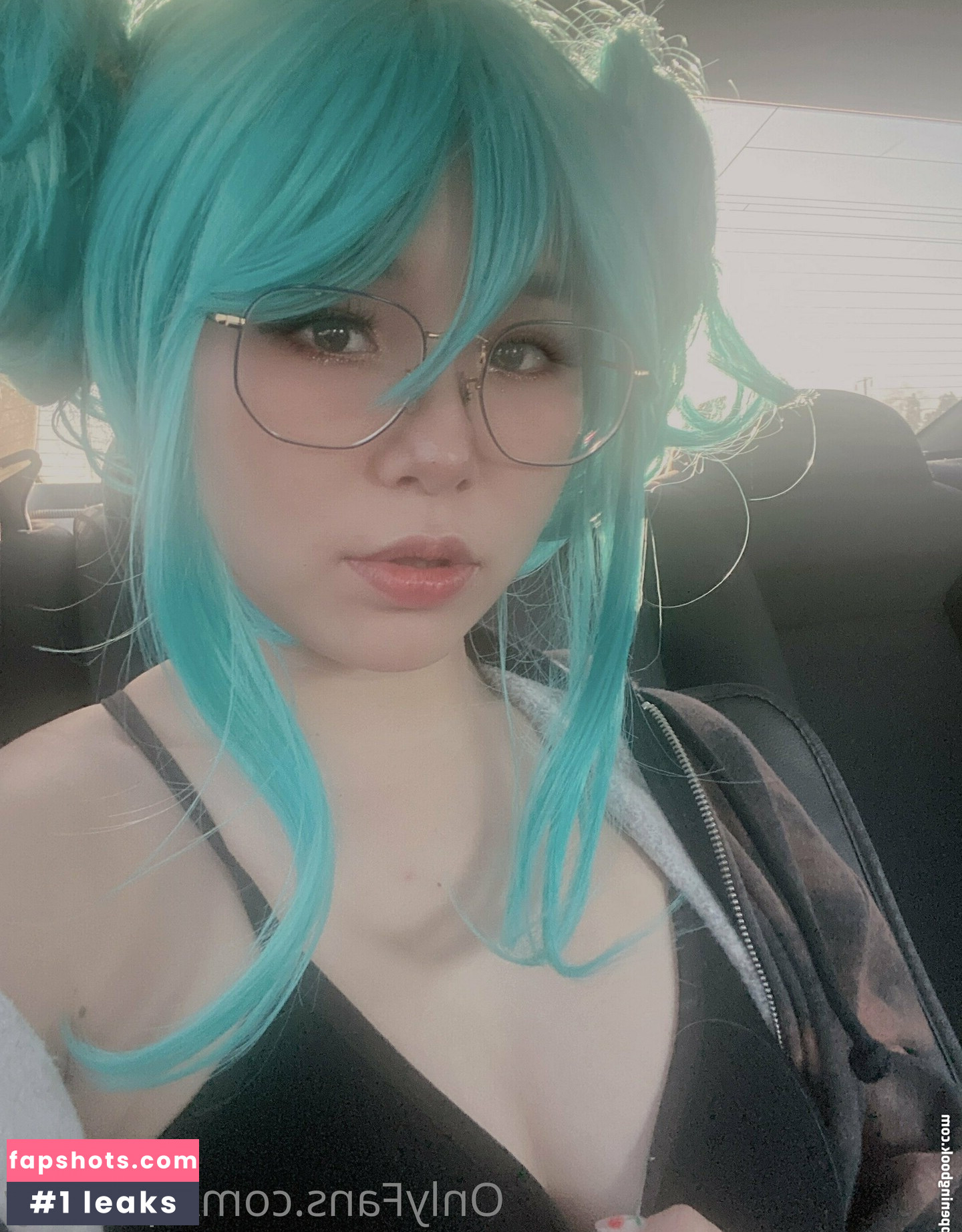 apeachy gallery photo #10