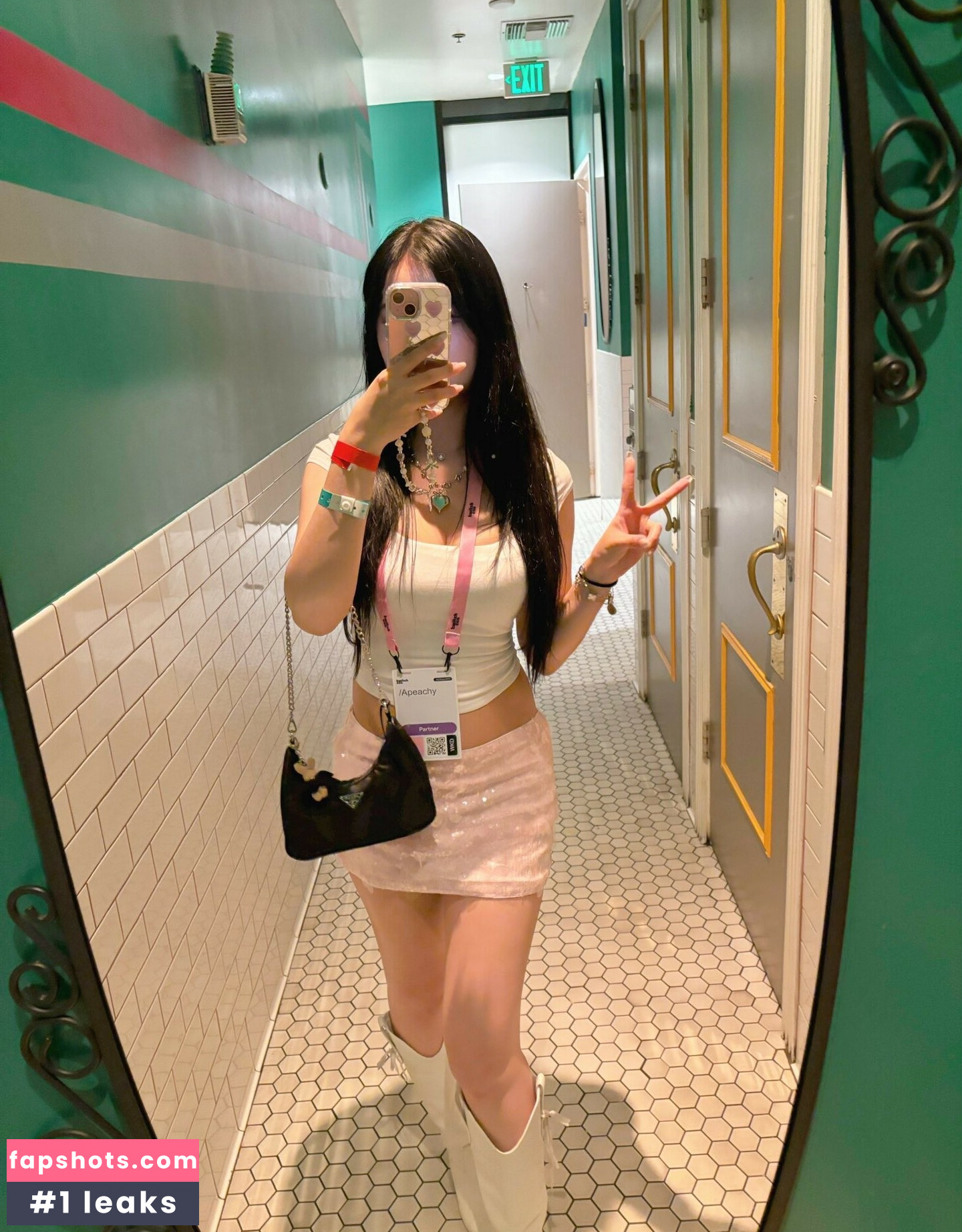 Apeachy777 Nude Leaks OnlyFans Photos #17 - LeakJerk