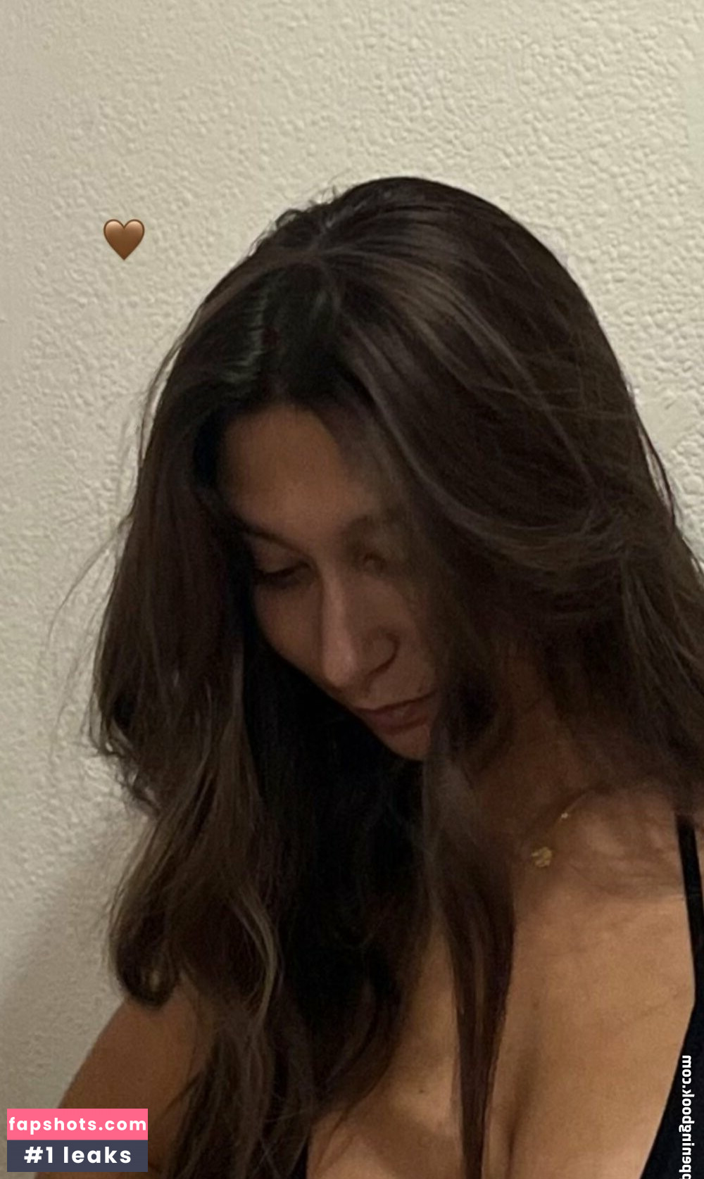 Apoline Perret gallery photo #18