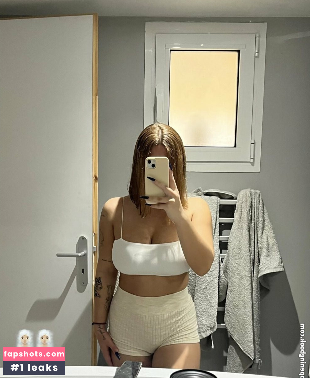 Apoline Perret nude babe gallery