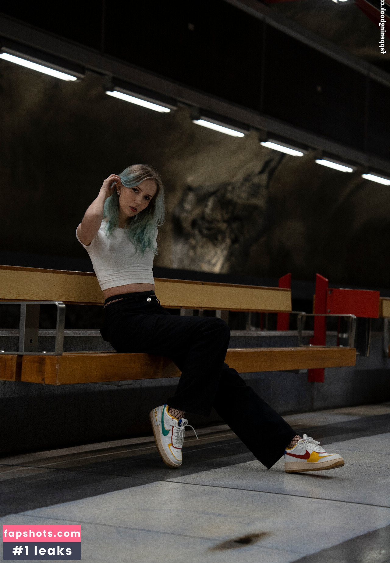 Apollolol gallery photo #42