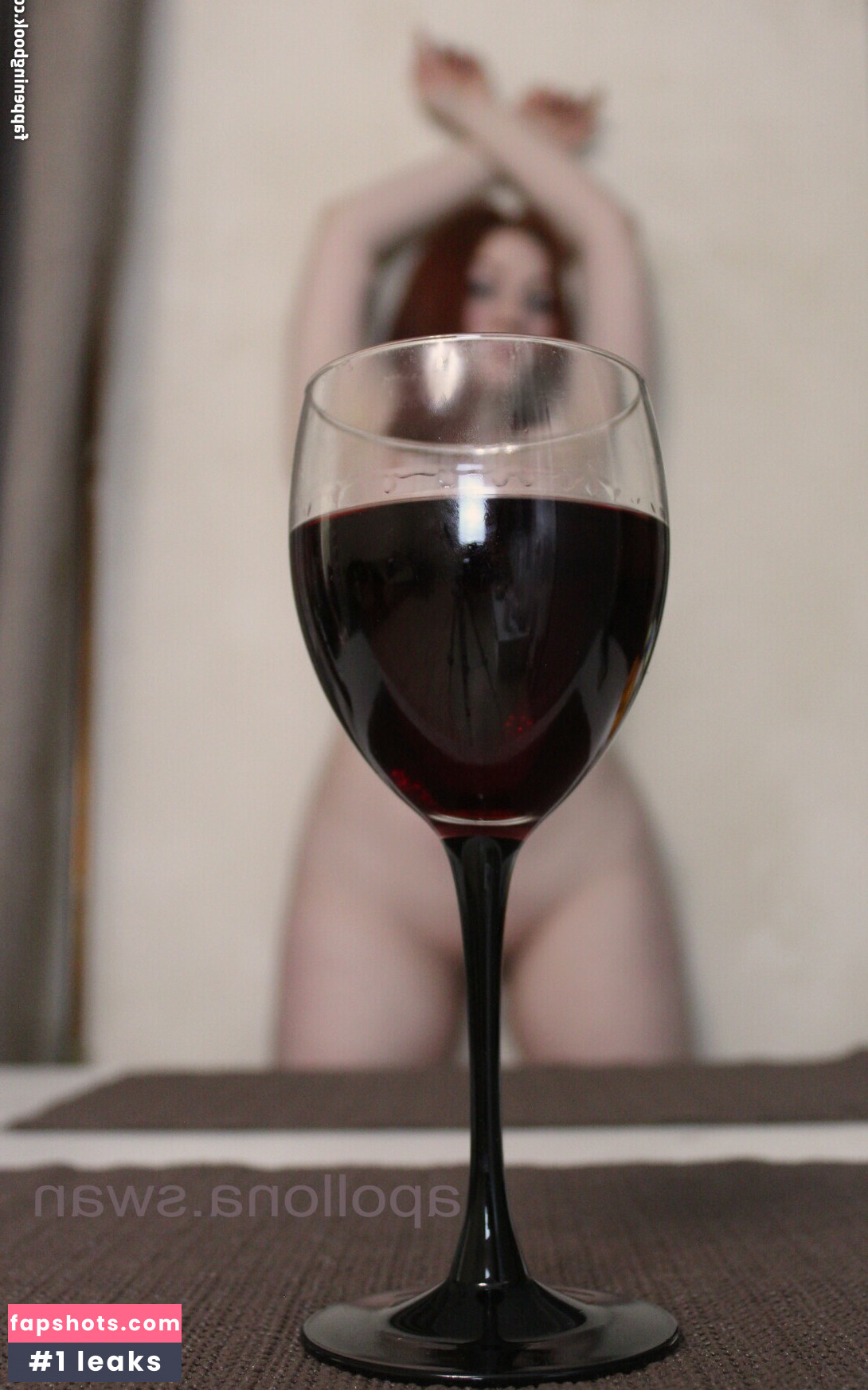 Apollona Swan gallery photo #17