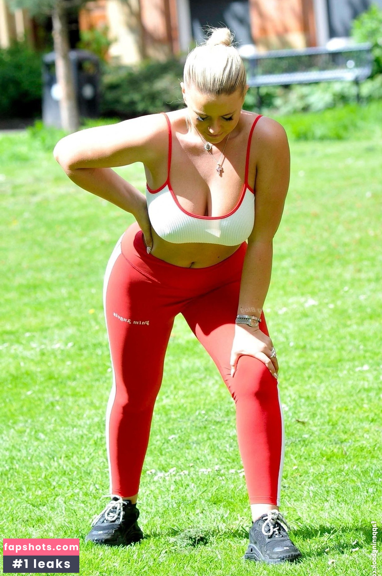 Apollonia Llewellyn Nude Leaks OnlyFans Photos #136 - LeakJerk