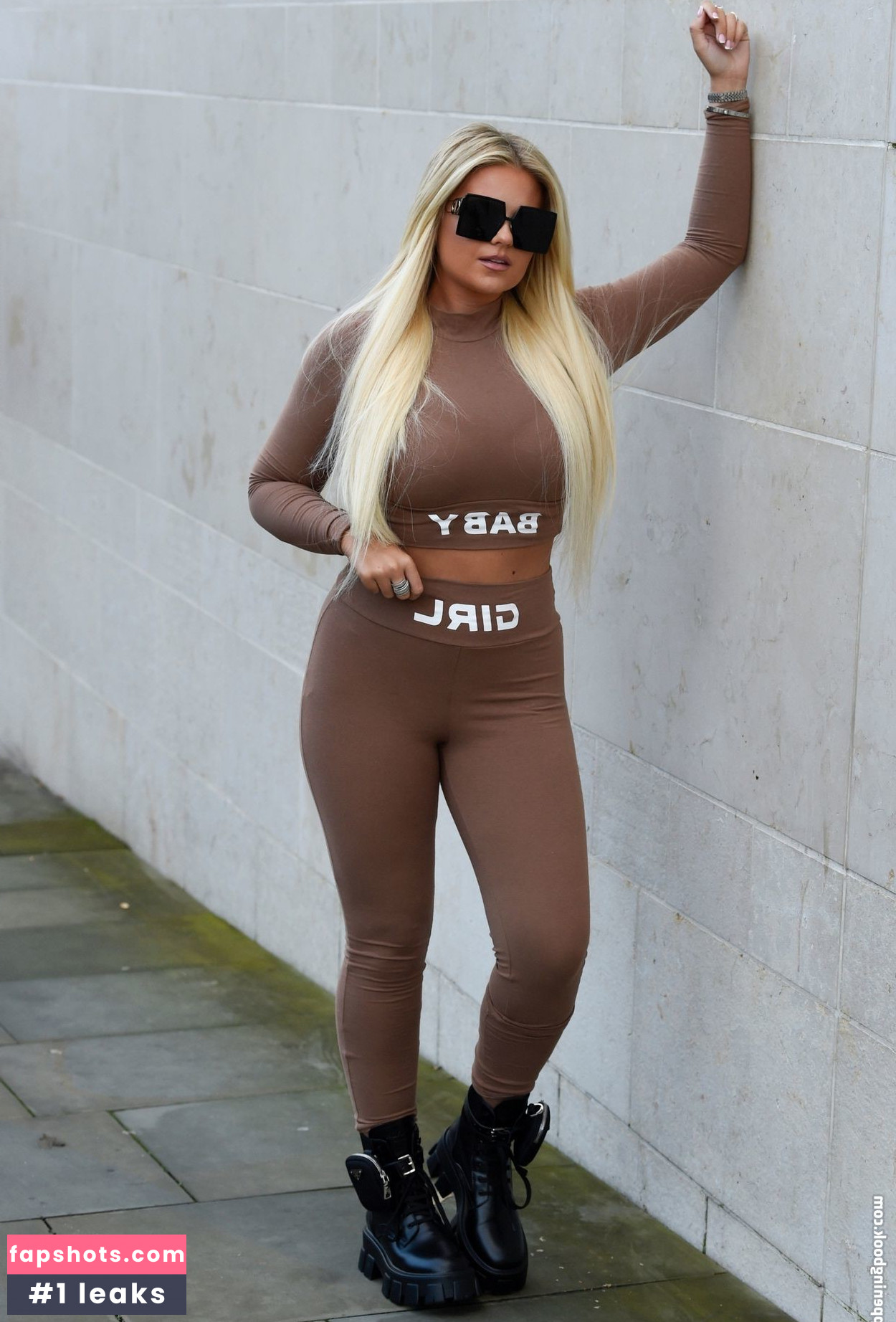 Apollonia Llewellyn Nude Leaks OnlyFans Photos #192 - LeakJerk