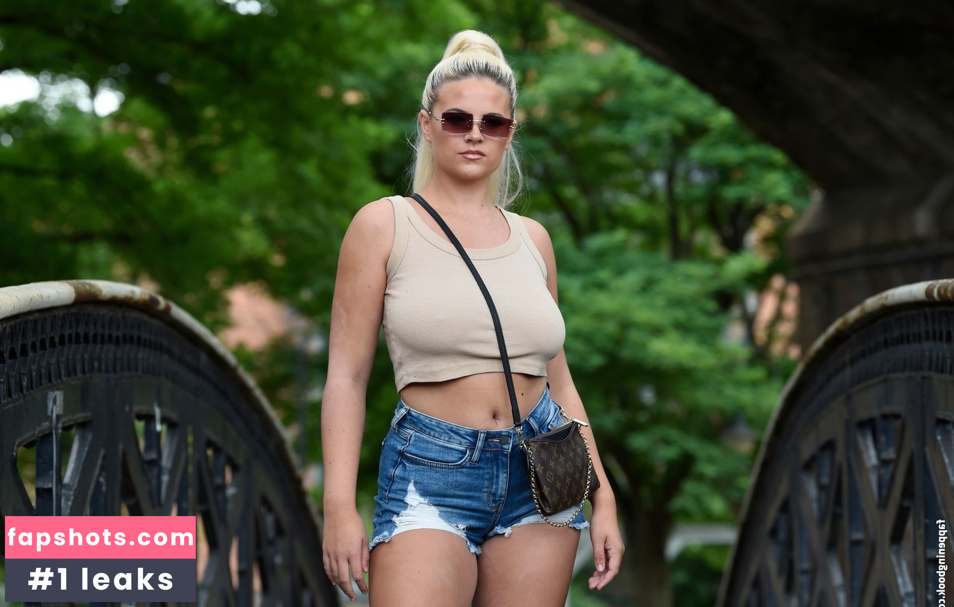 Apollonia Llewellyn Nude Leaks OnlyFans Photos #257 - LeakJerk