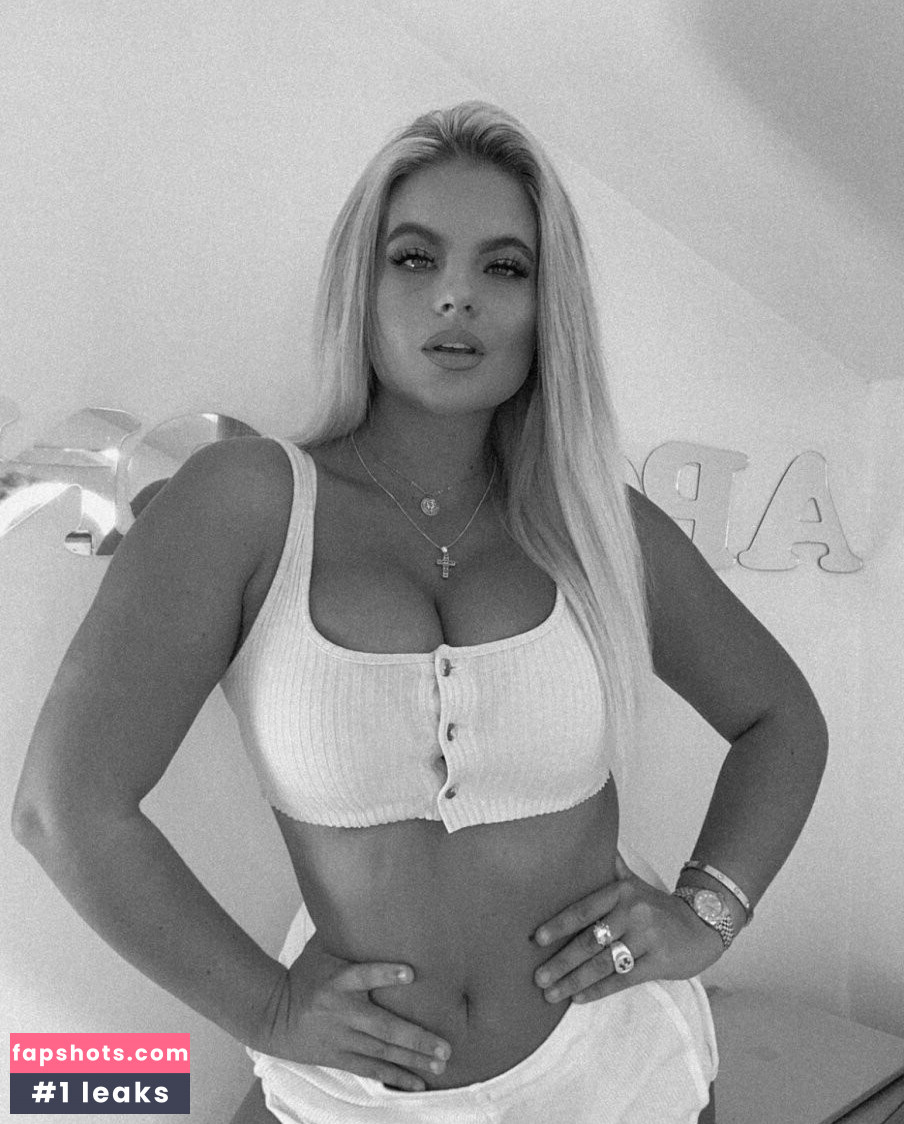 Apollonia Llewellyn Nude Leaks OnlyFans Photos #27 - LeakJerk