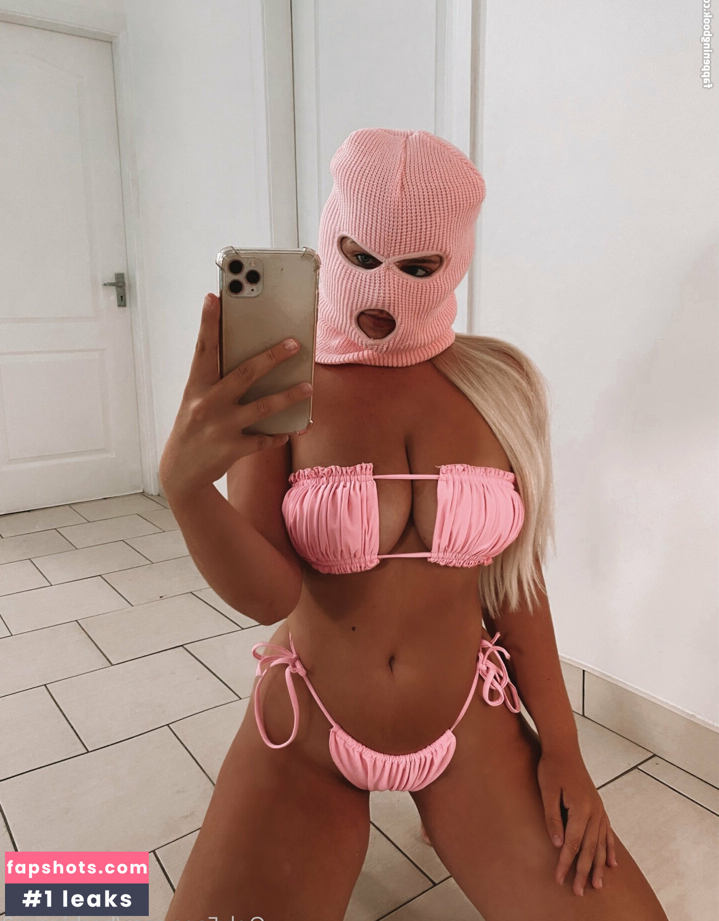 Apollonia Llewellyn Nude Leaks OnlyFans Photos #62 - LeakJerk