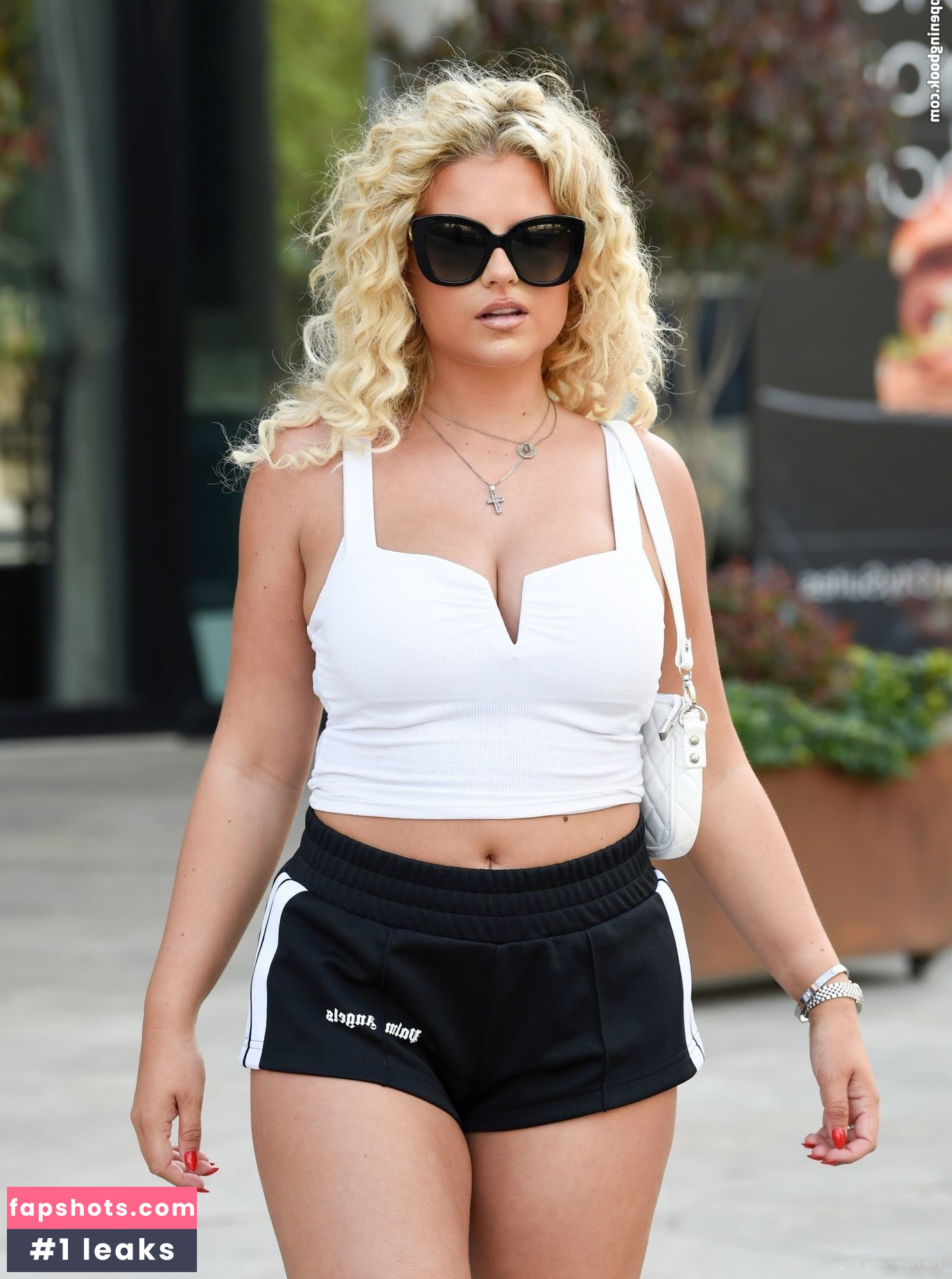 Apollonia Llewellyn Nude Leaks OnlyFans Photos #94 - LeakJerk