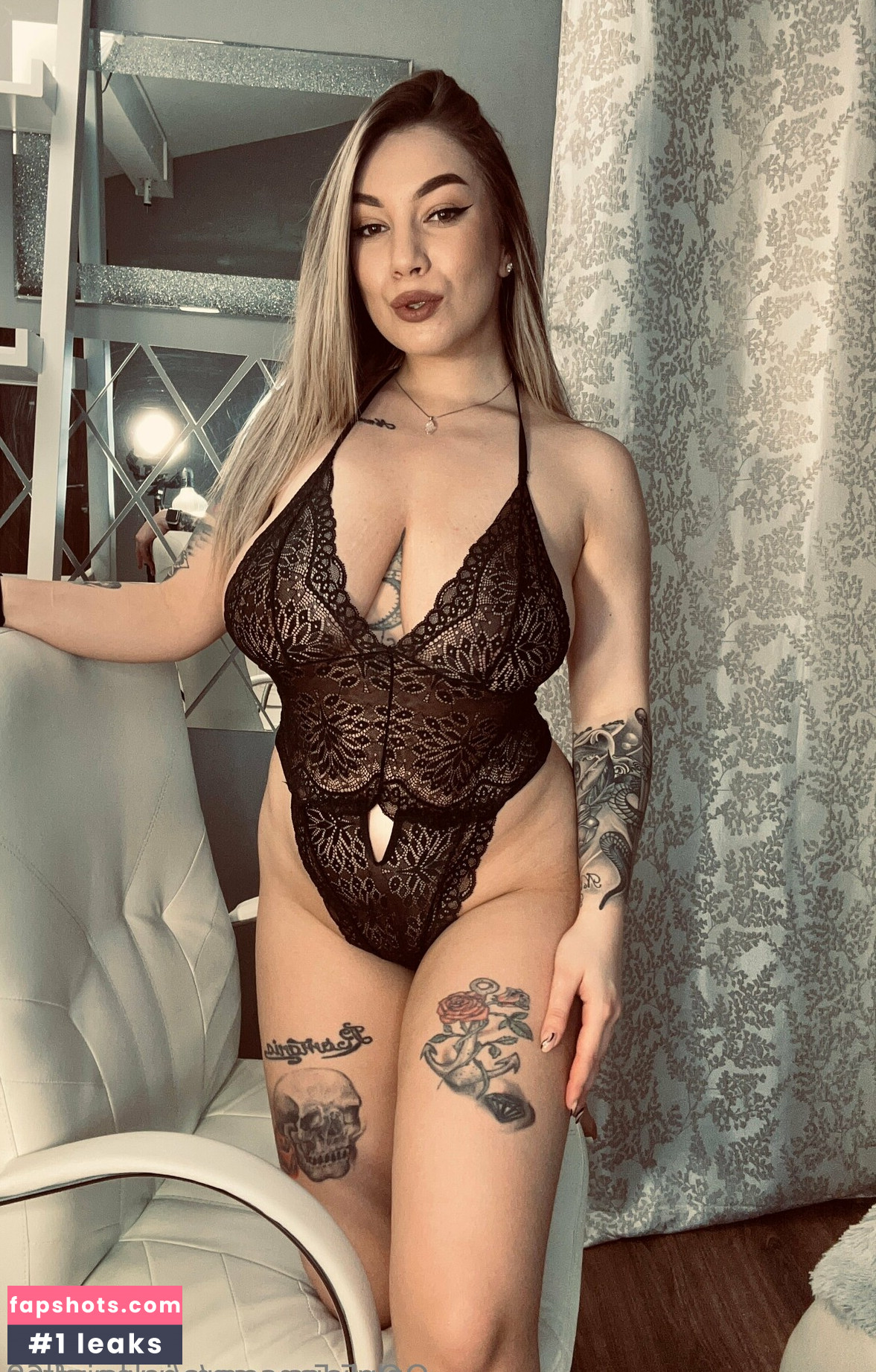 apoloniafree Filtración Desnuda OnlyFans Foto #5 - Fapshots