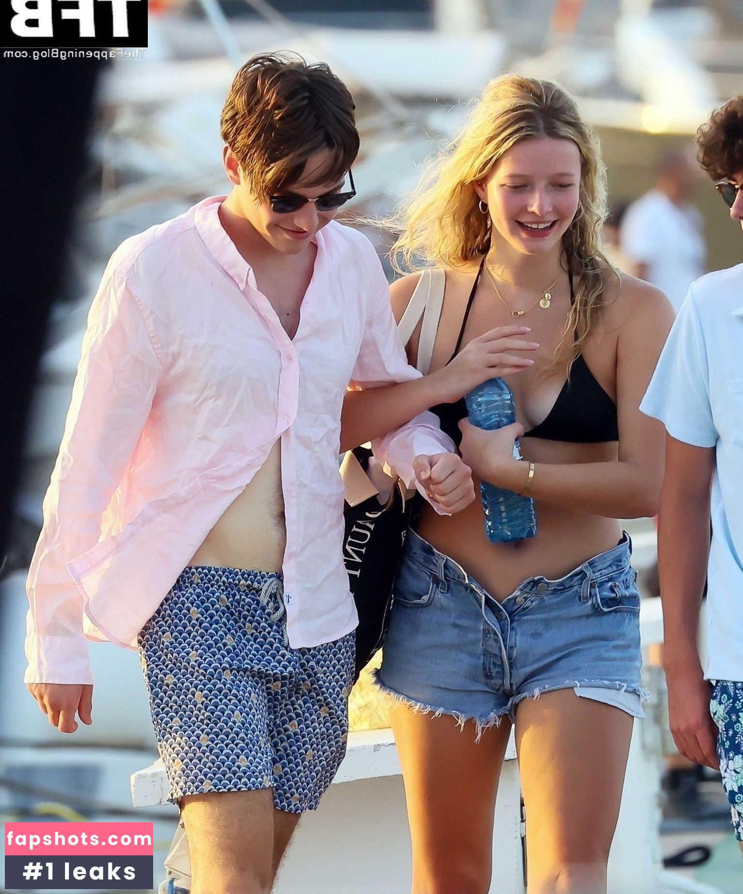 Apple Martin Nude Leaks OnlyFans Photos #21 - LeakJerk