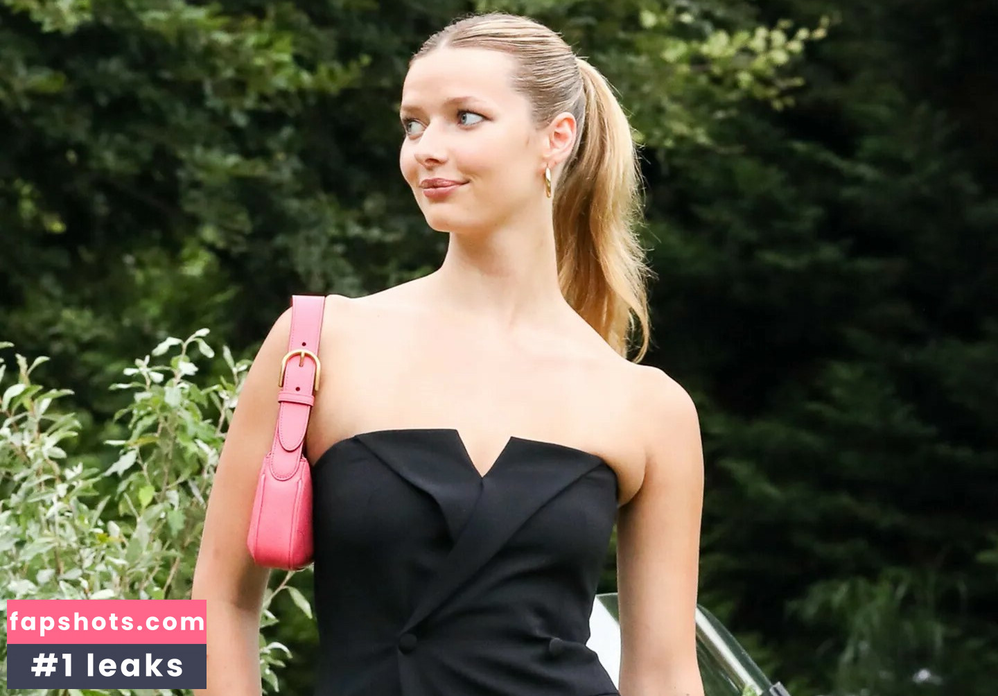 Apple Martin Nude Leaks OnlyFans Photos #7 - LeakJerk