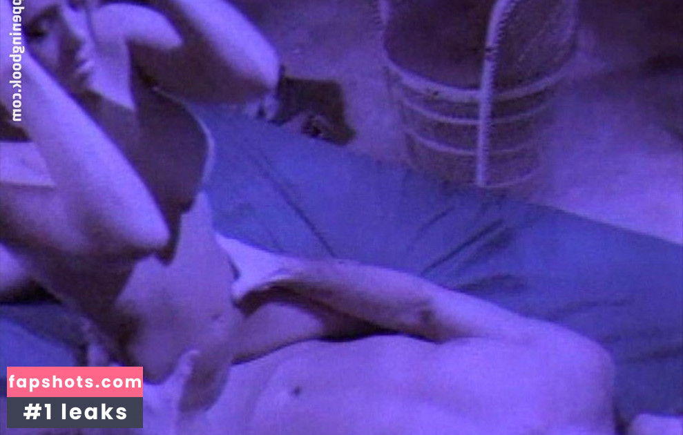 April Adams gallery photo #2