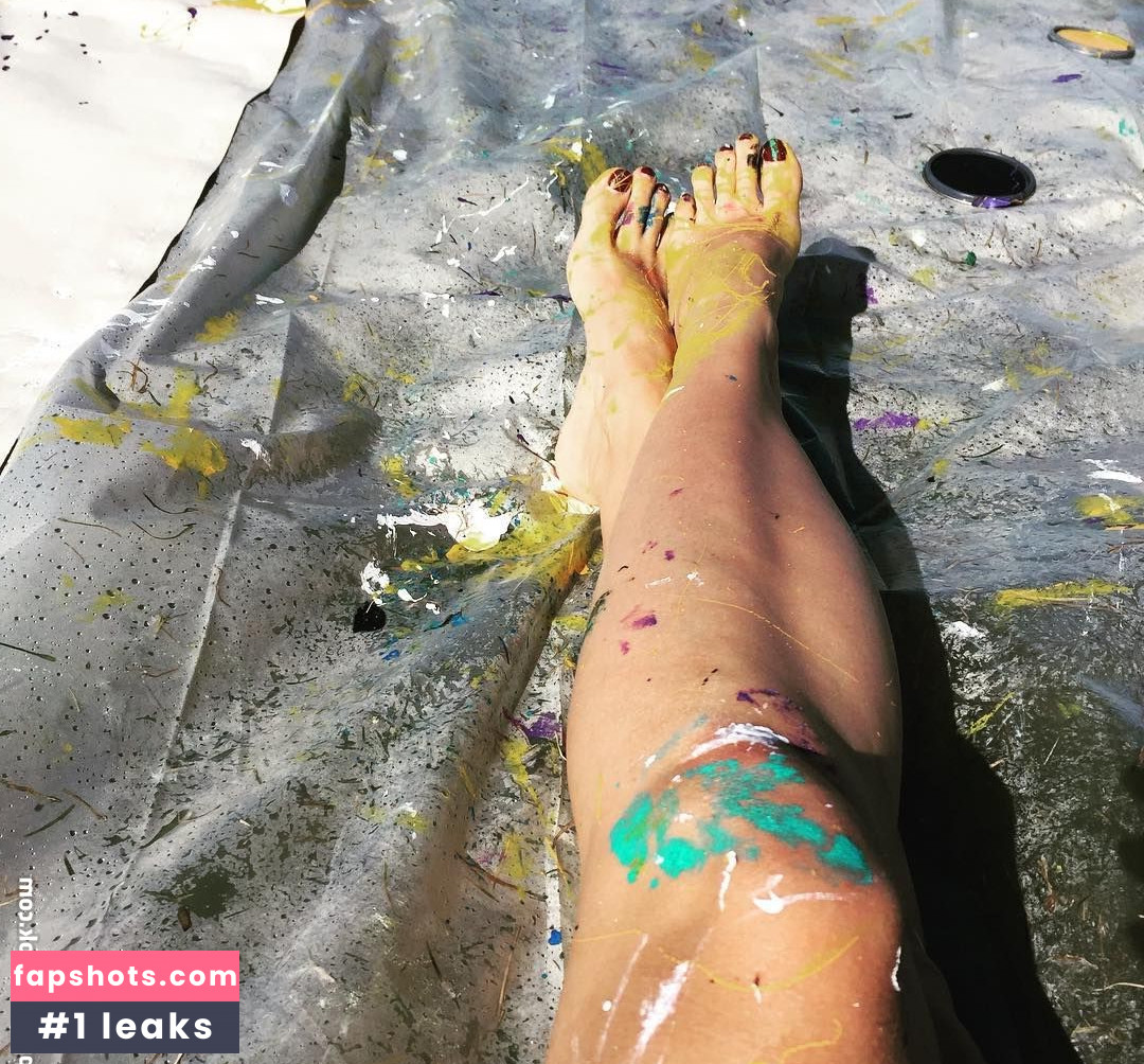 April Bowlby gallery photo #41