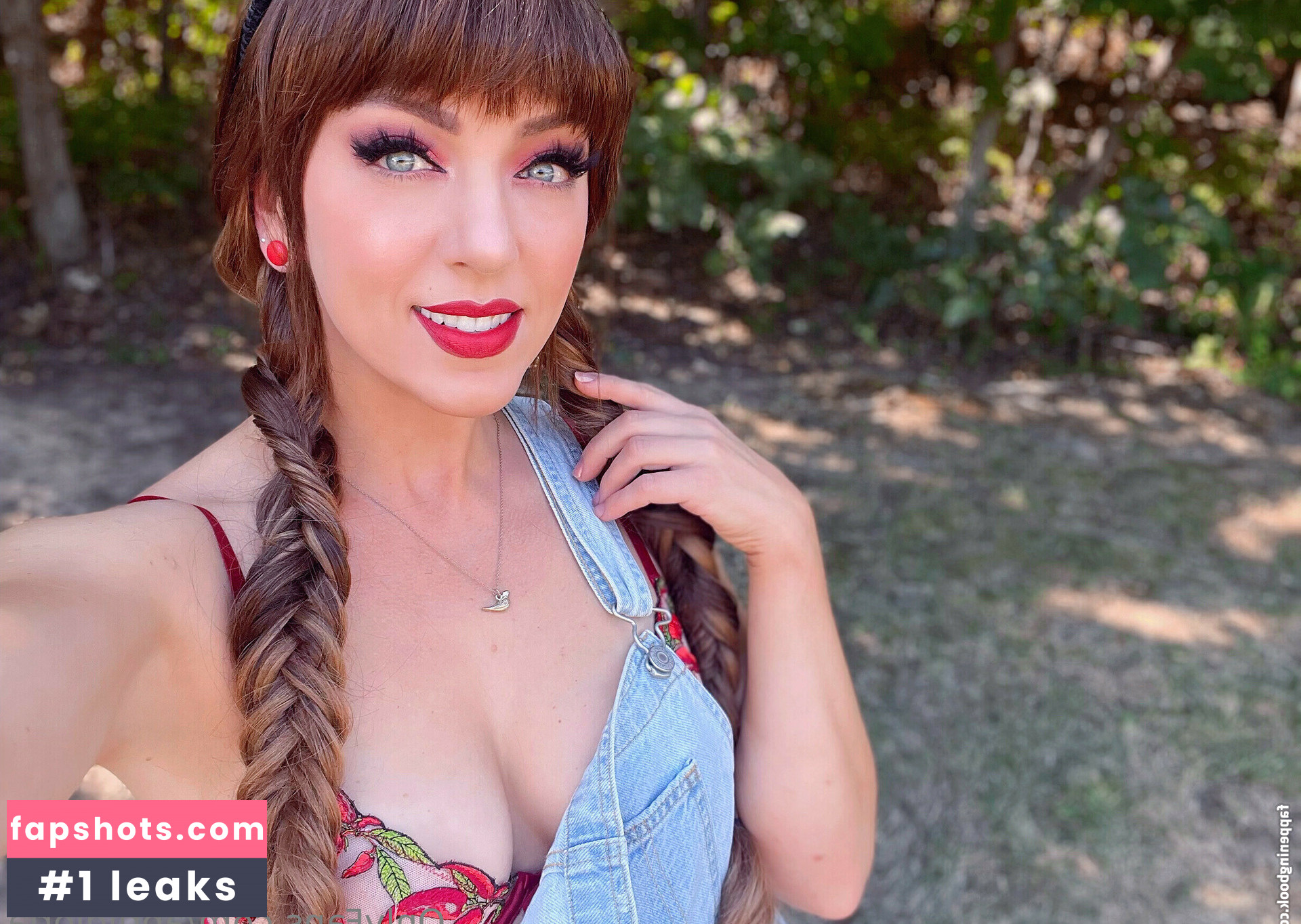 April Gloria gallery photo #112