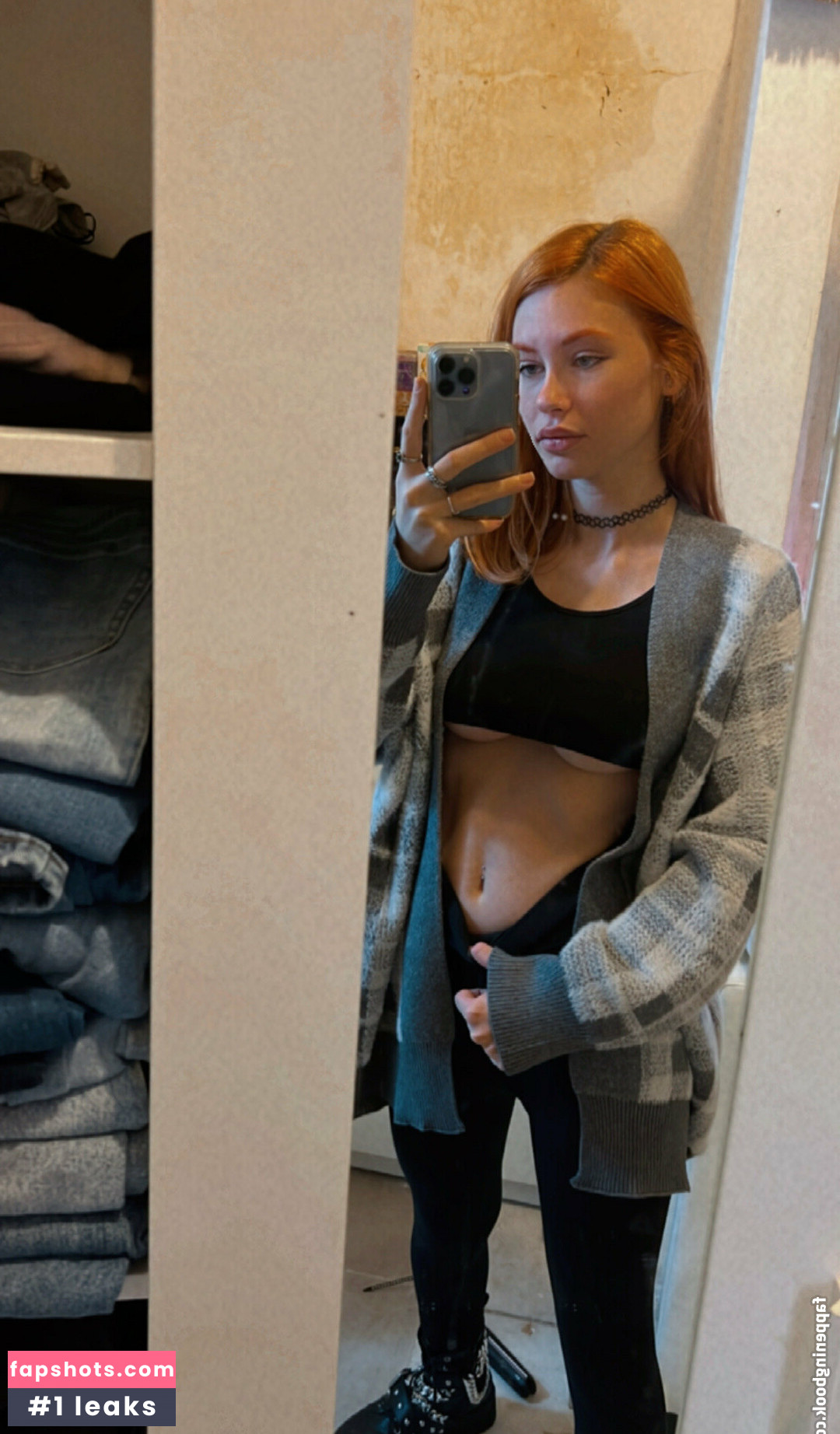 April Harel gallery photo #12