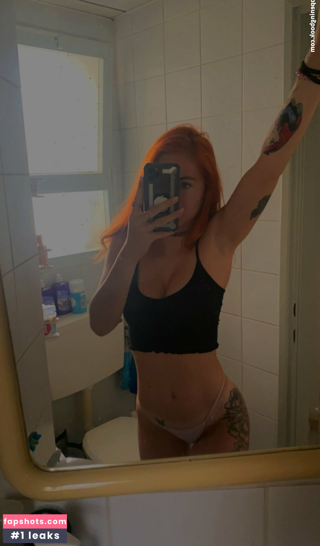 April Harel gallery photo #17