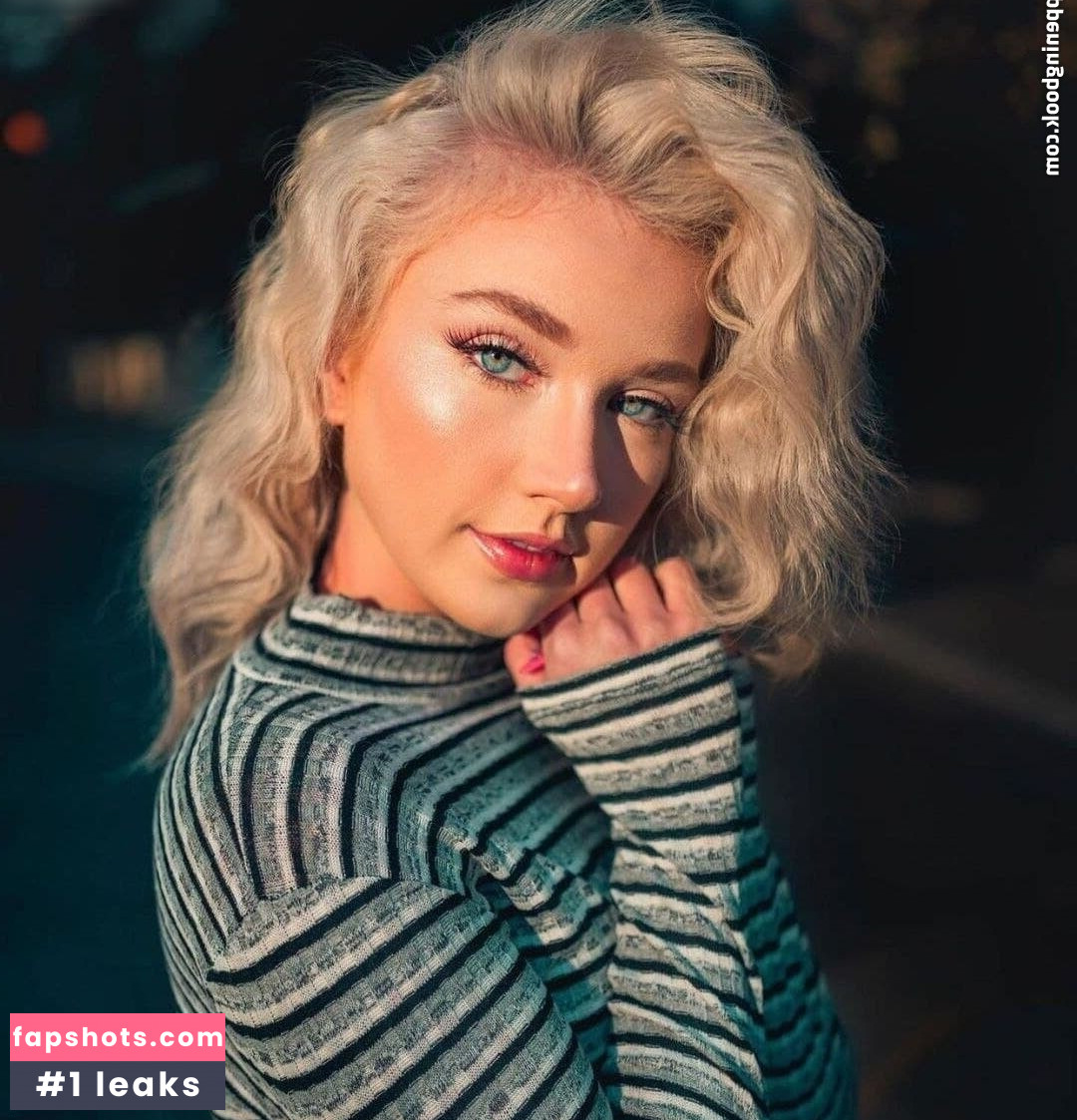 April Jayne gallery photo #4