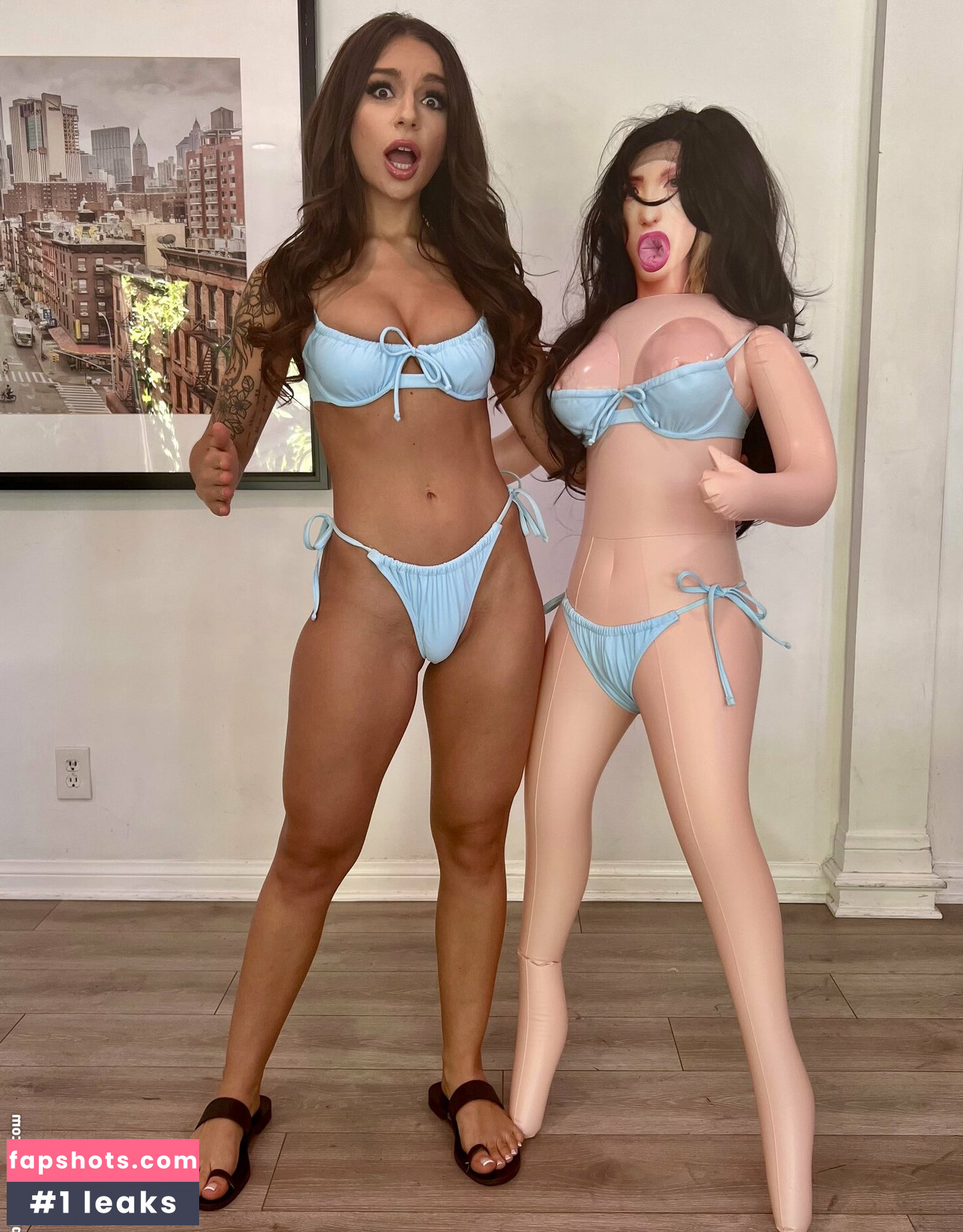 April Olsen gallery photo #5