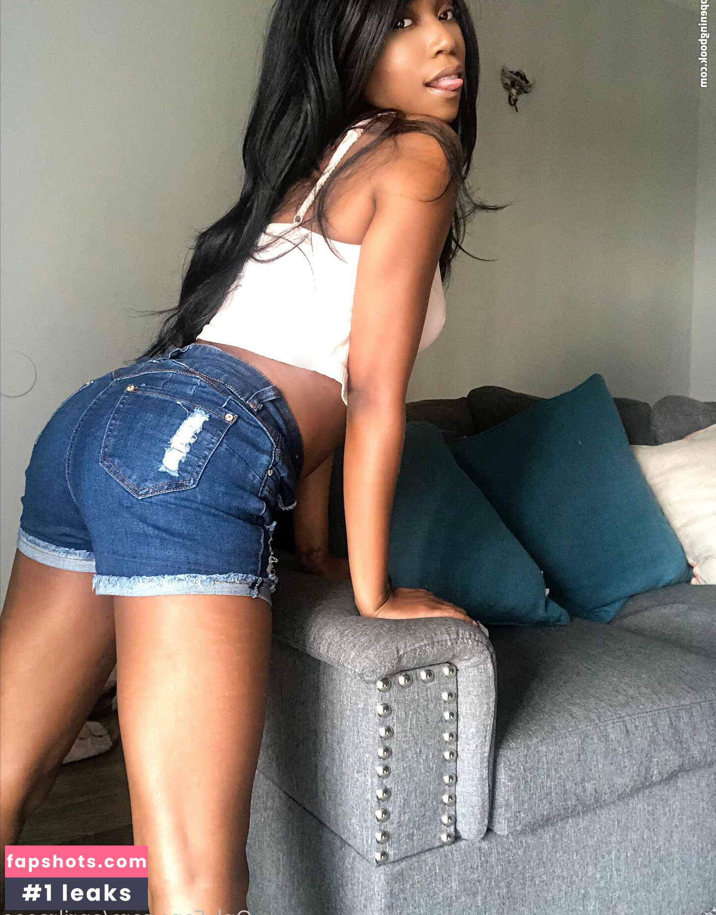 aprilraeee gallery photo #39