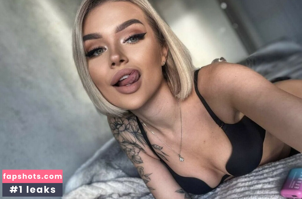 Ar.fml Nude Leaks OnlyFans Photos #9 - LeakJerk