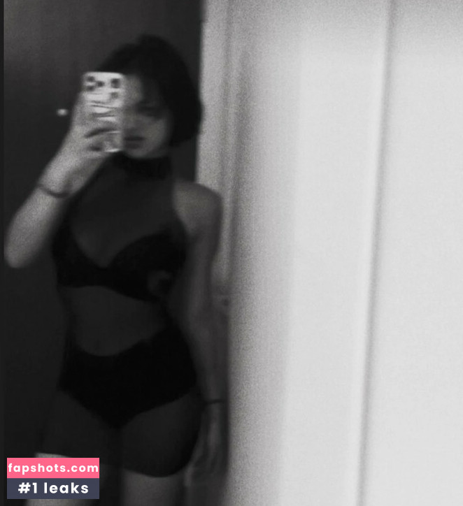 arabella_vei Nude Leaks OnlyFans Photos #3 - LeakJerk