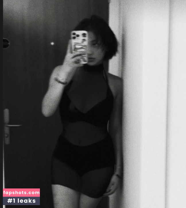 arabella_vei Nude Leaks OnlyFans Photos #4 - LeakJerk