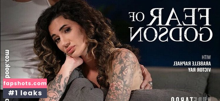 Arabelle Raphael gallery photo #30