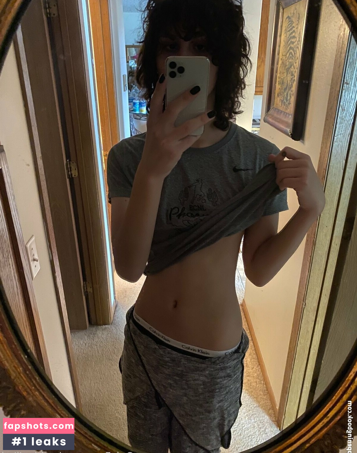 ArabianIliad nude babe gallery