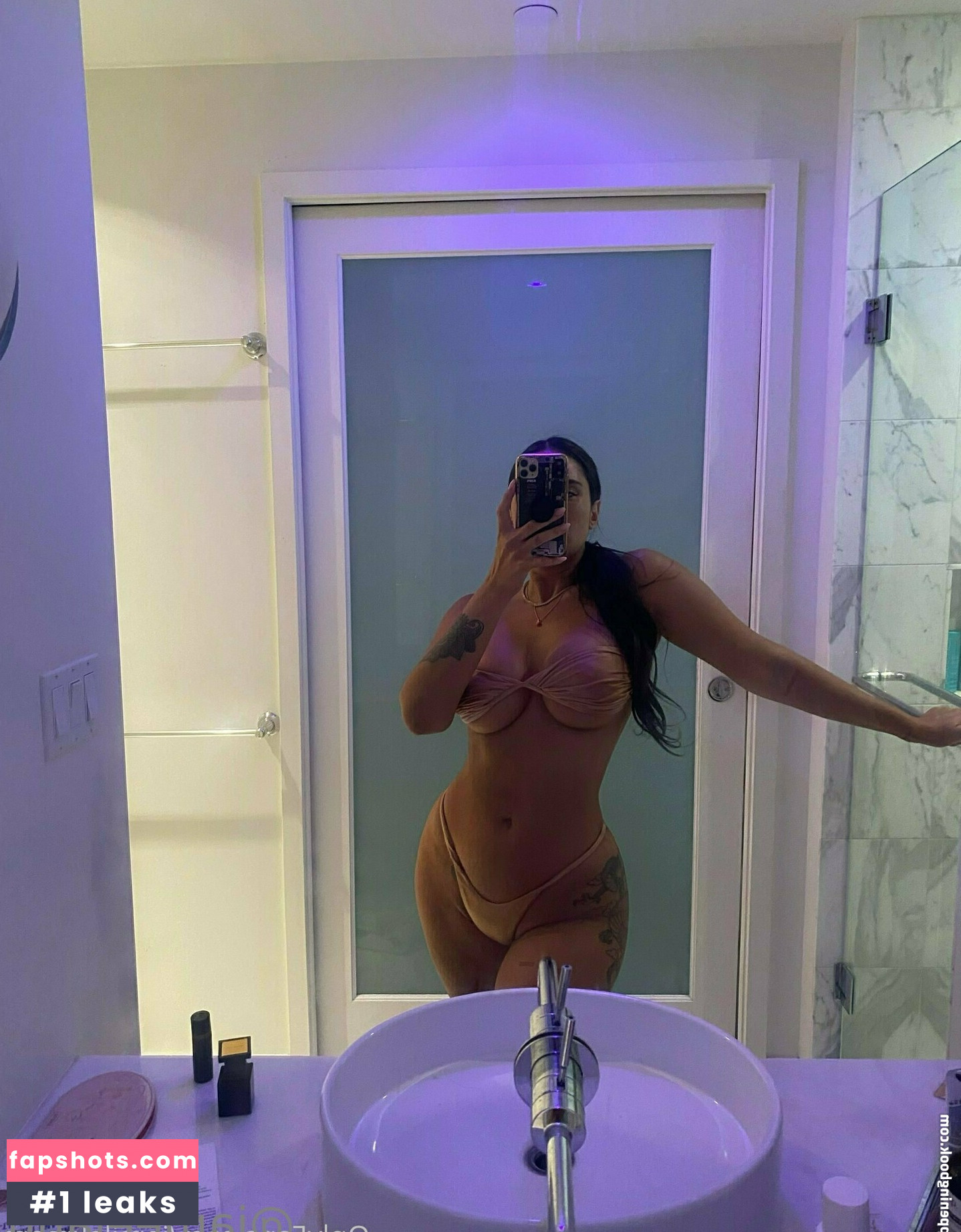 Arabic Princess gallery photo #30