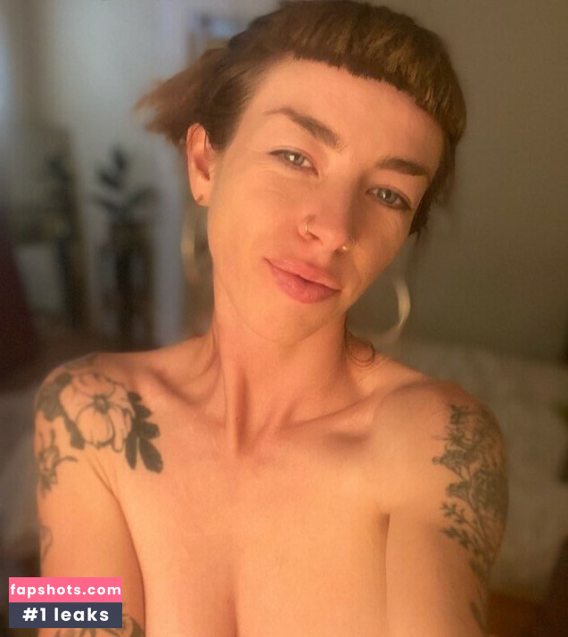 Aralia Hunt gallery photo #7