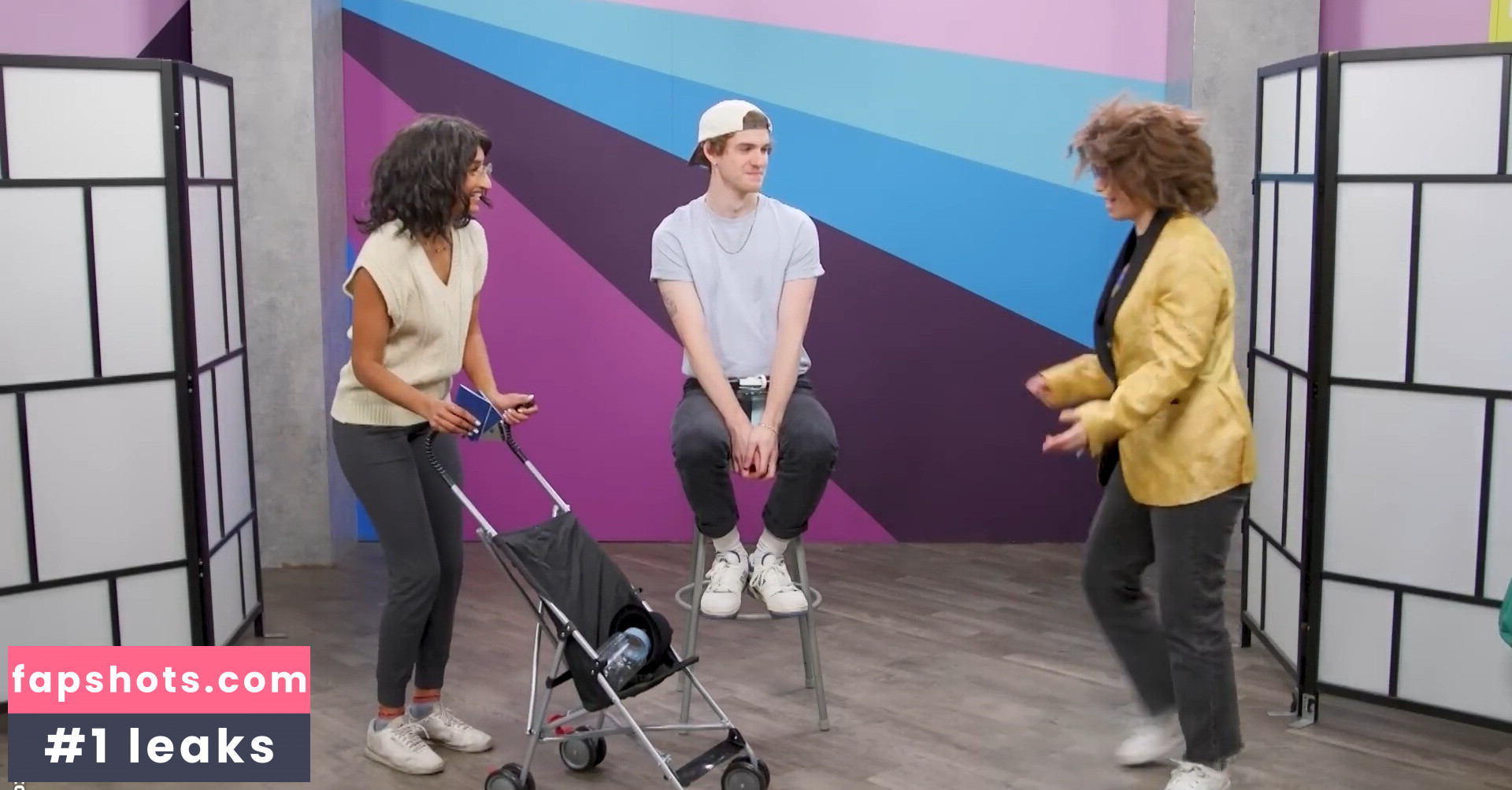 Arasha Lalani gallery photo #25