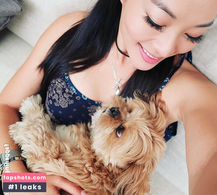 Arden Cho gallery photo #18