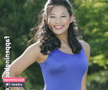 Arden Cho gallery photo #26