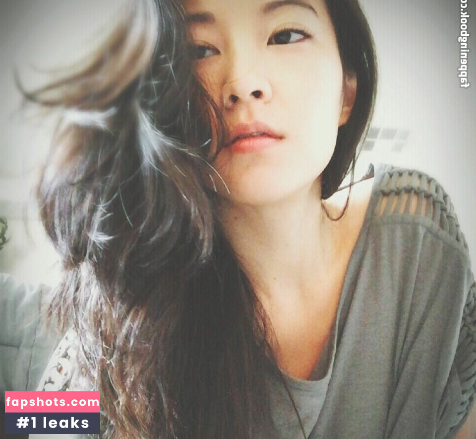 Arden Cho gallery photo #31