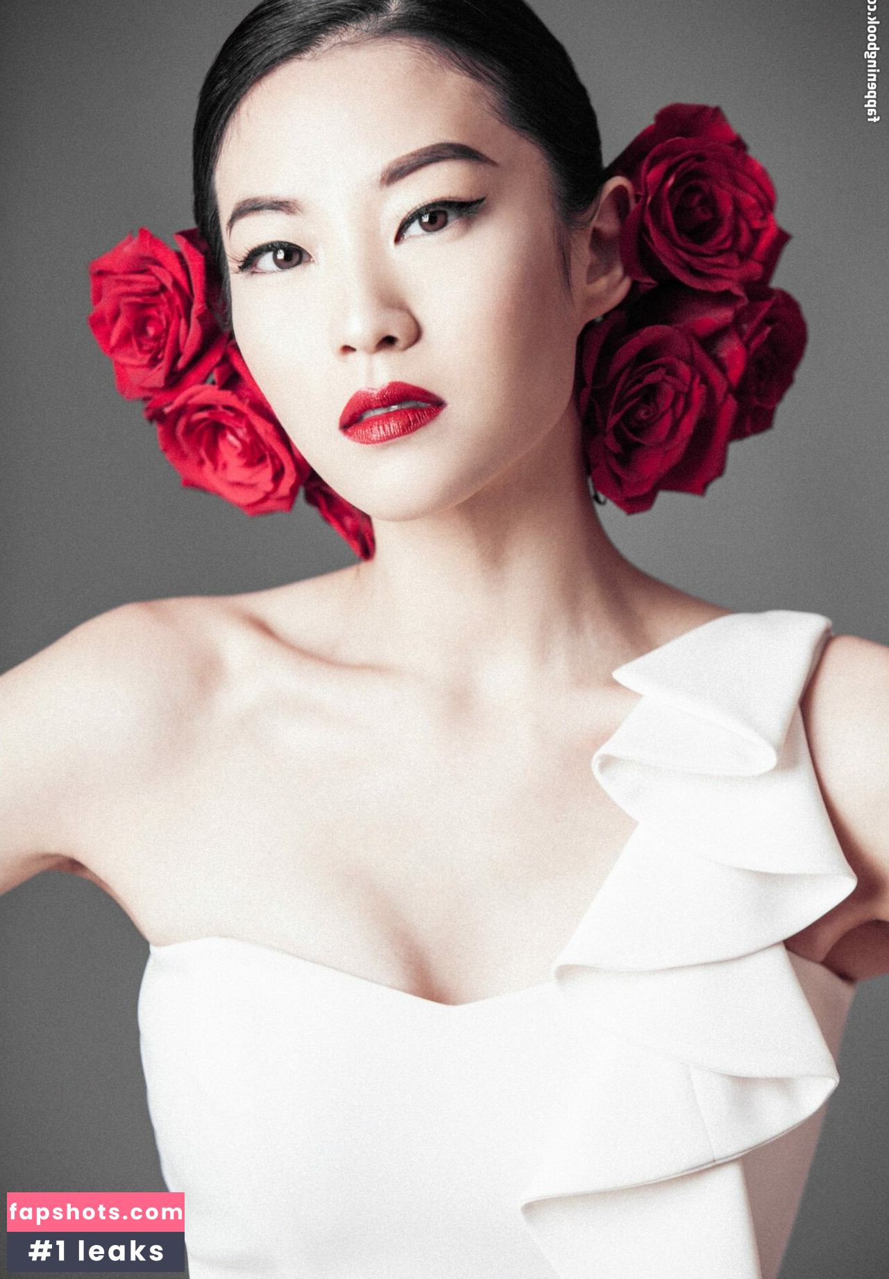 Arden Cho gallery photo #34