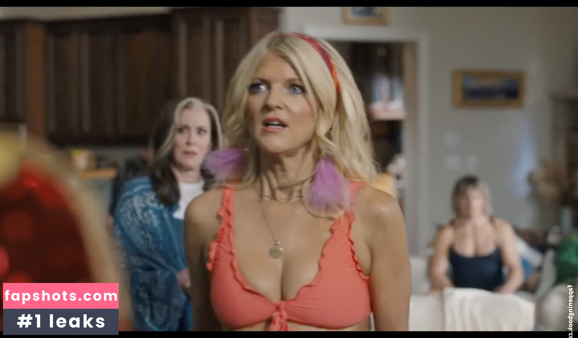 Arden Myrin gallery photo #3