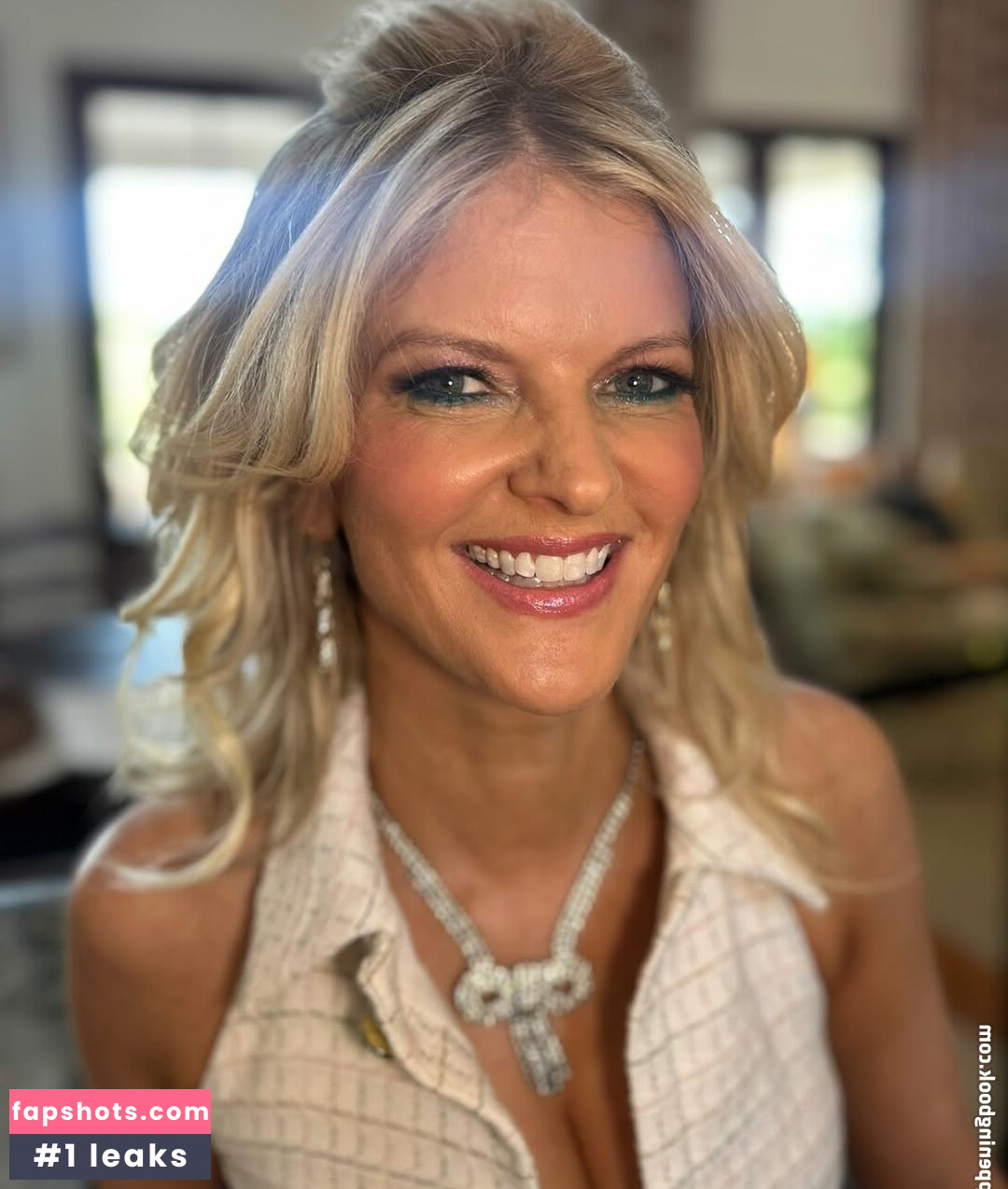 Arden Myrin gallery photo #10