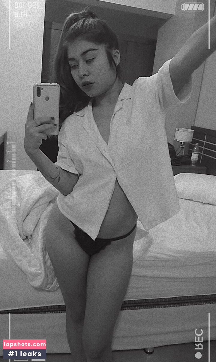 arder.en.llamas nude babe gallery