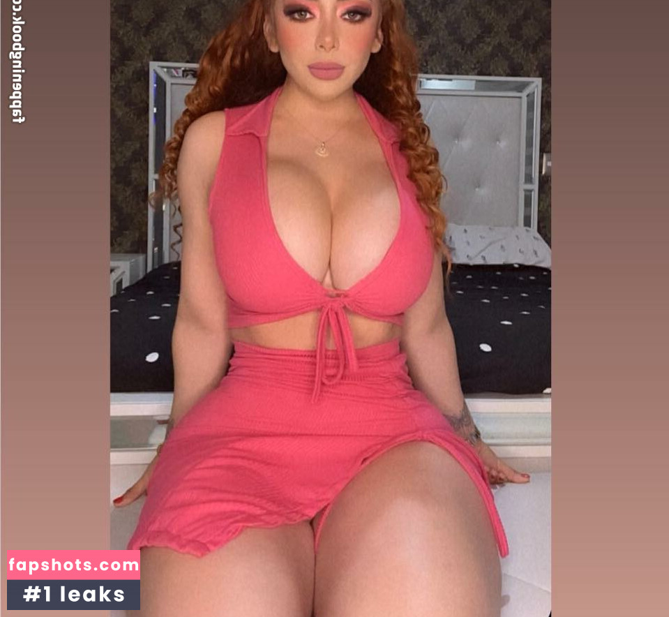 Arely Hernandez Montenegro gallery photo #5