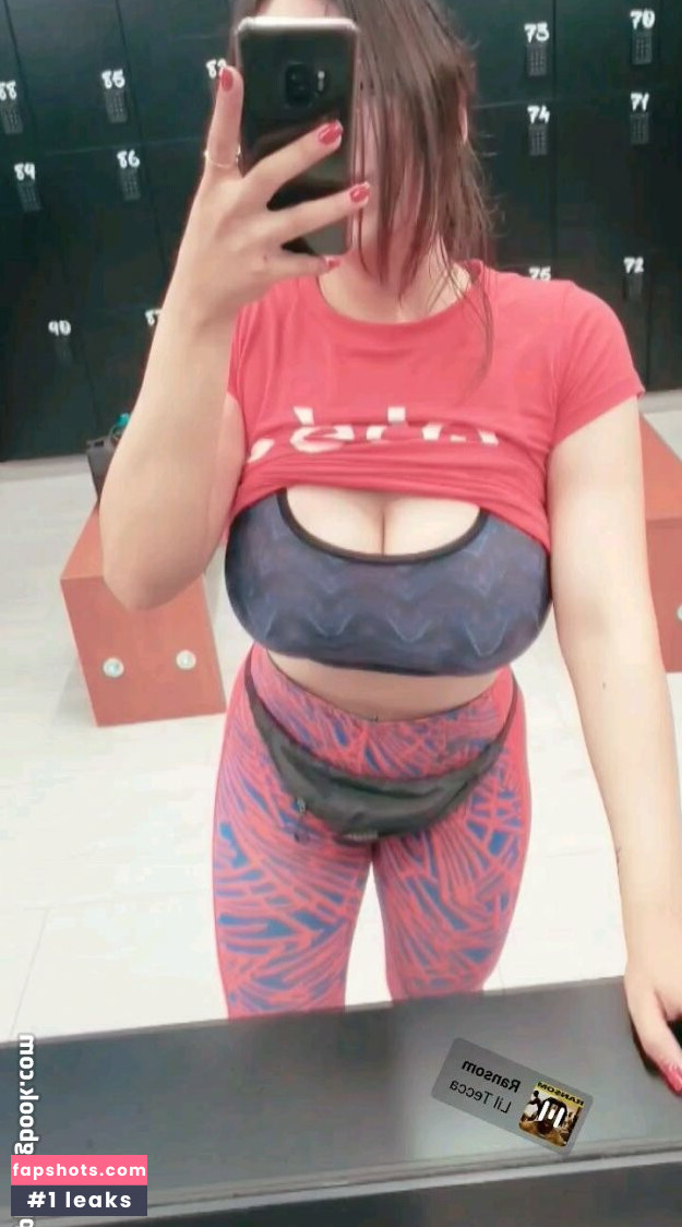 Arely Walle gallery photo #16