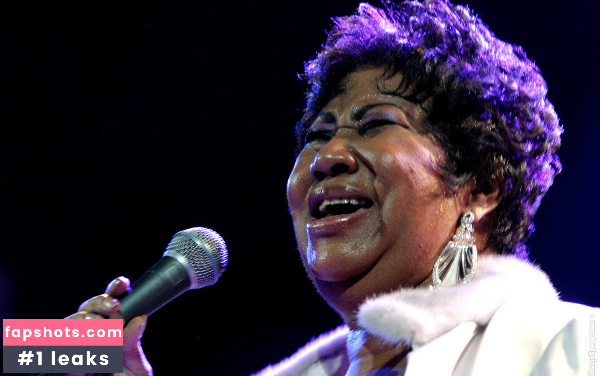 Aretha Franklin gallery photo #6