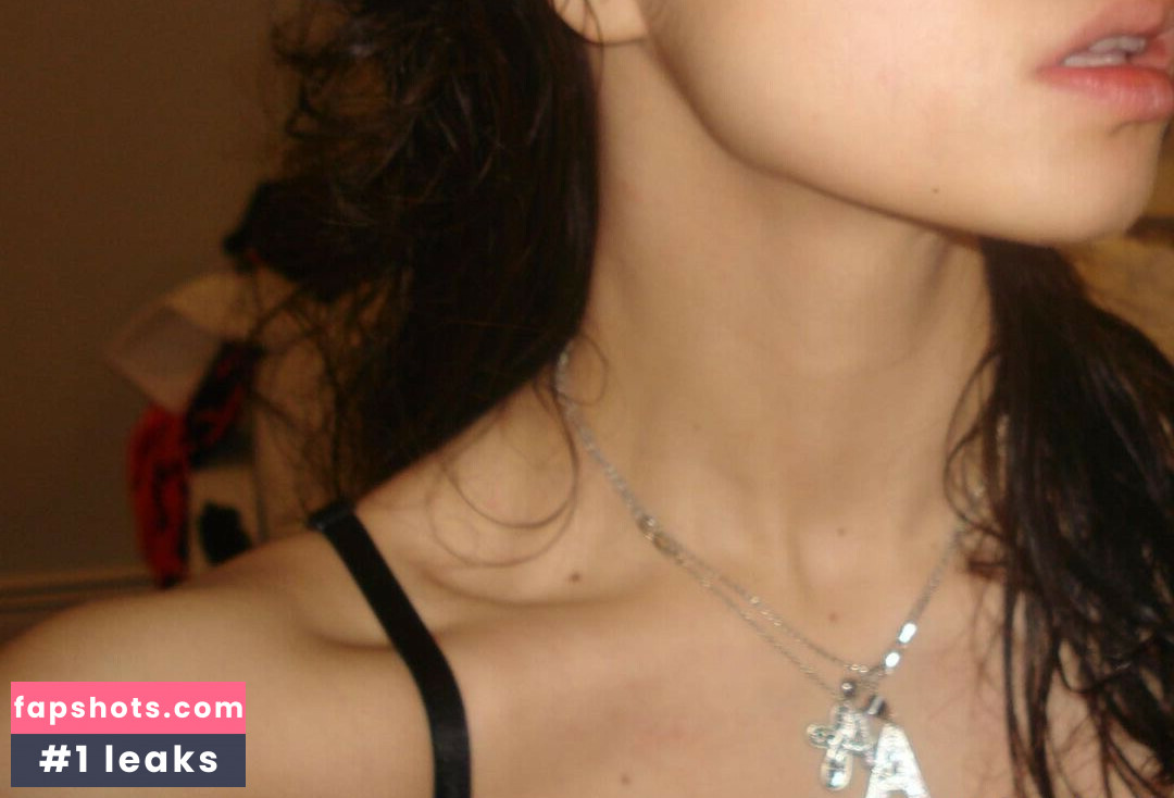 Ari Abdul gallery photo #6