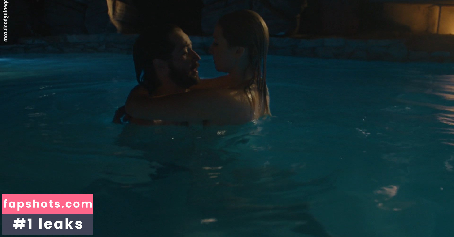 Ari Graynor gallery photo #12