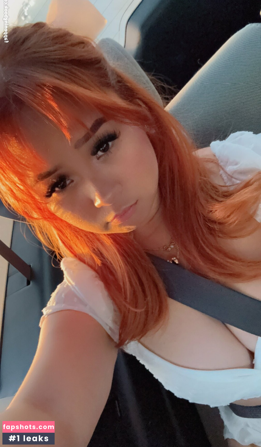 Ari Jae gallery photo #3