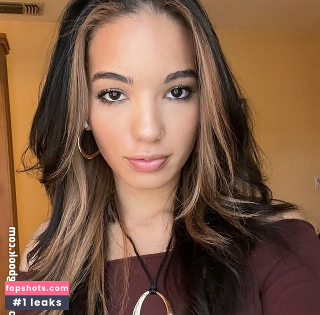 Ari Nicholle Gold Nacktheit OnlyFans Fotos #3 - Fapshots