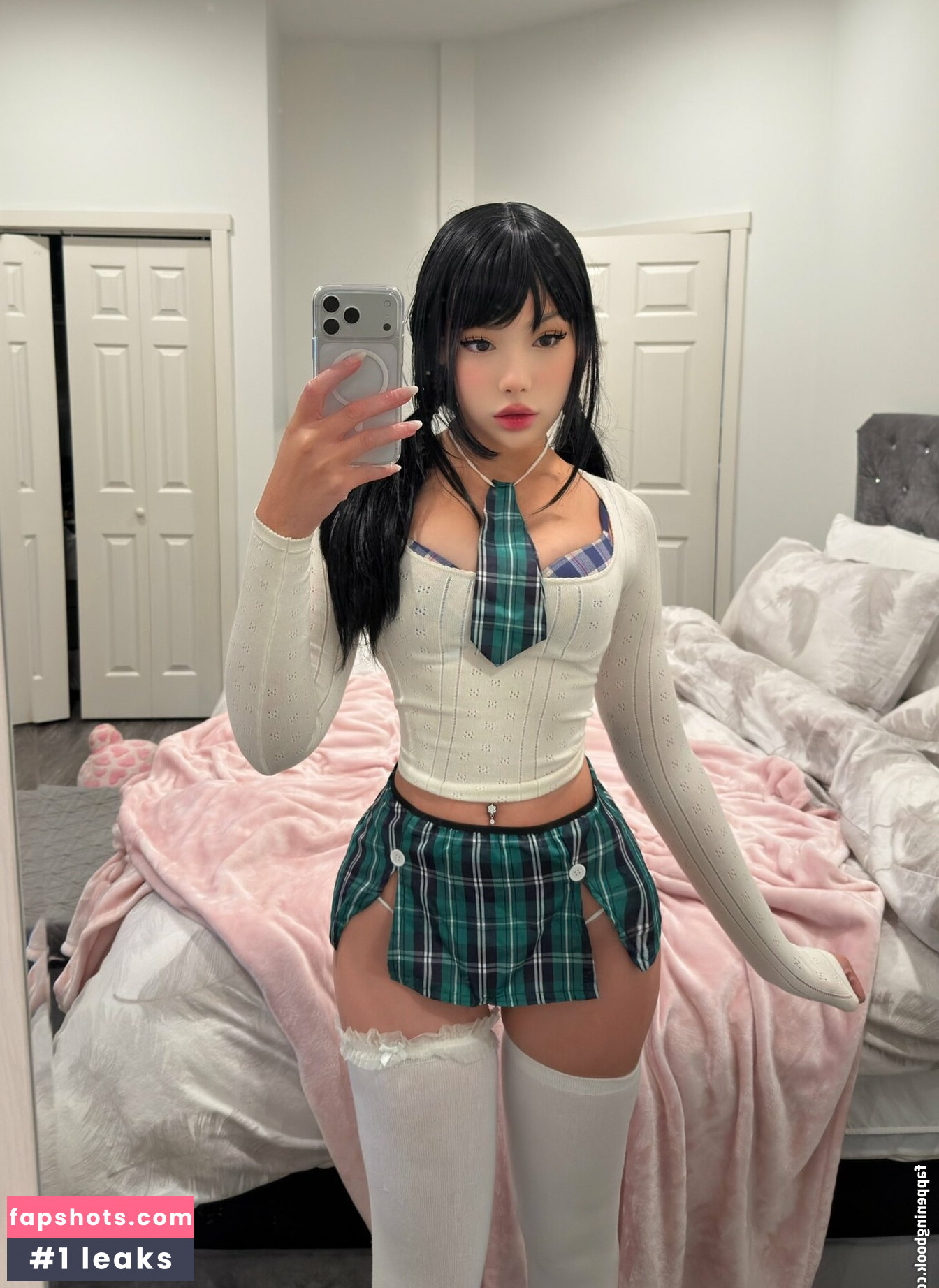 Aria.Lxv gallery photo #3