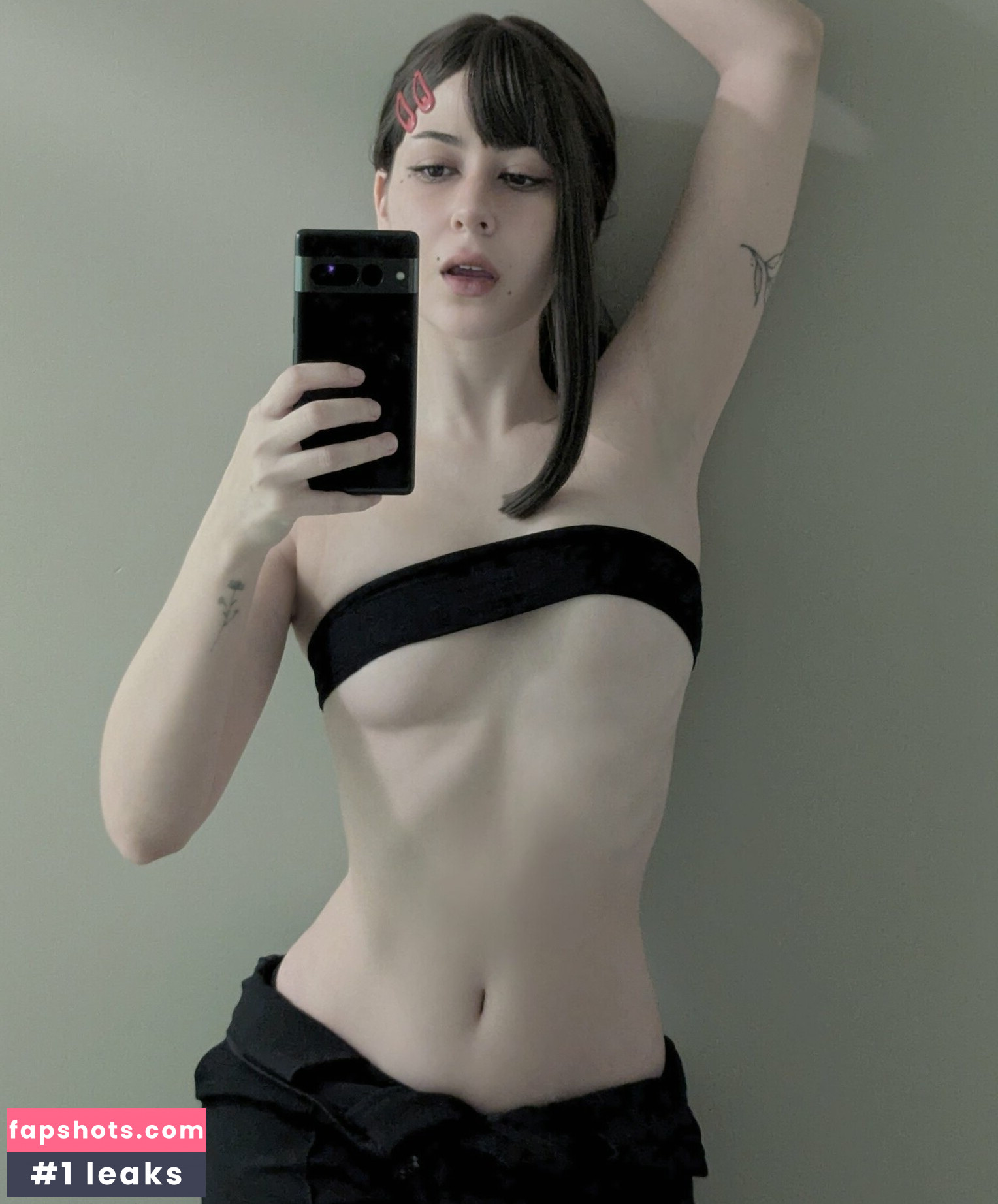 Aria Parker gallery photo #2